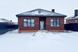 Дом 83 м² на участке 4 сот.