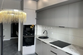 3-к. квартира, 66 м², 10/18 эт.